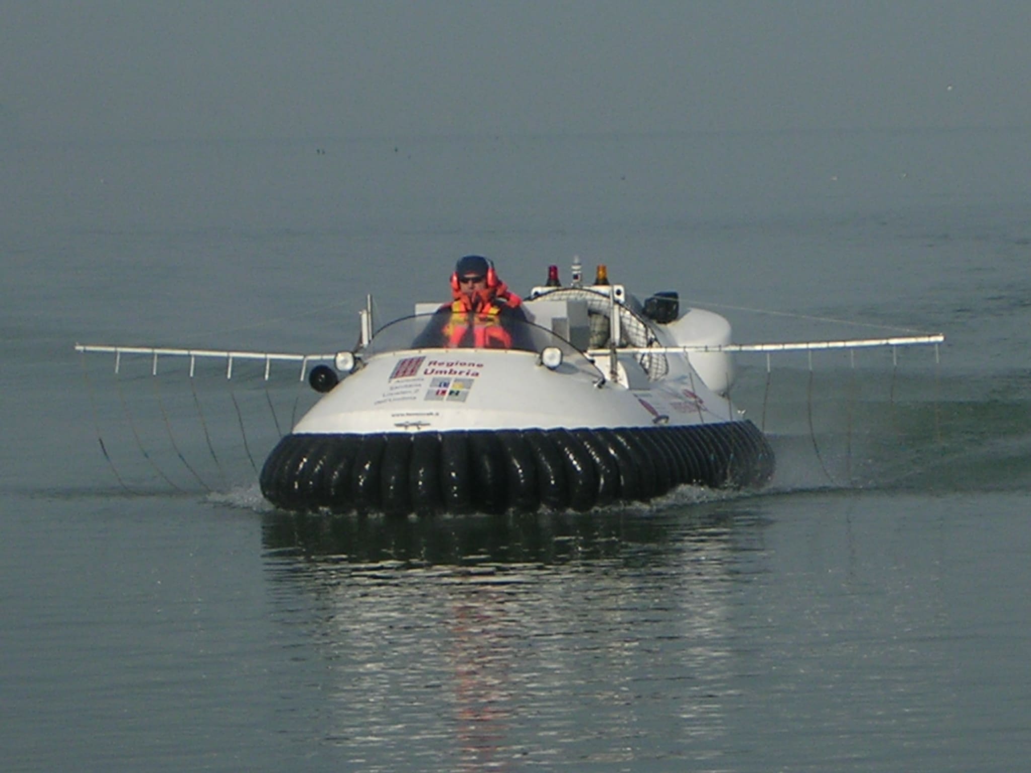 Hovercraft Usl trattamento insetti